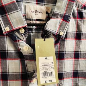 Goodfellow Men’s long-sleeve button down shirt!